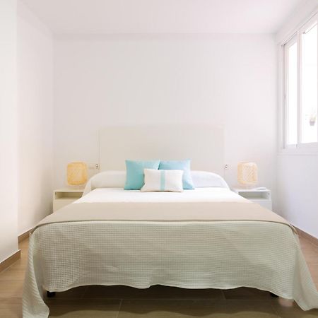 Charming Apartment Malagas Moon Exterior photo