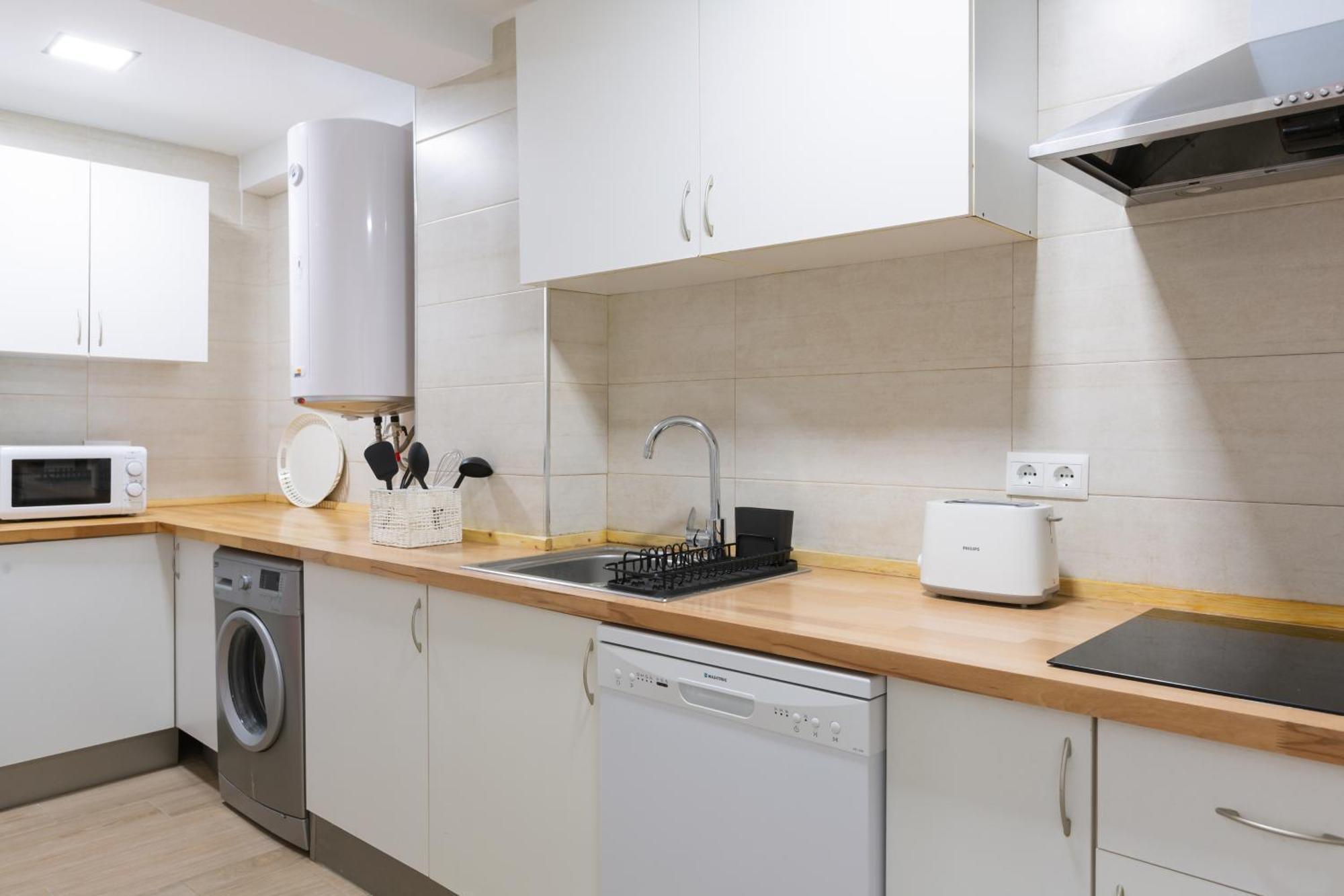 Charming Apartment Malagas Moon Exterior photo