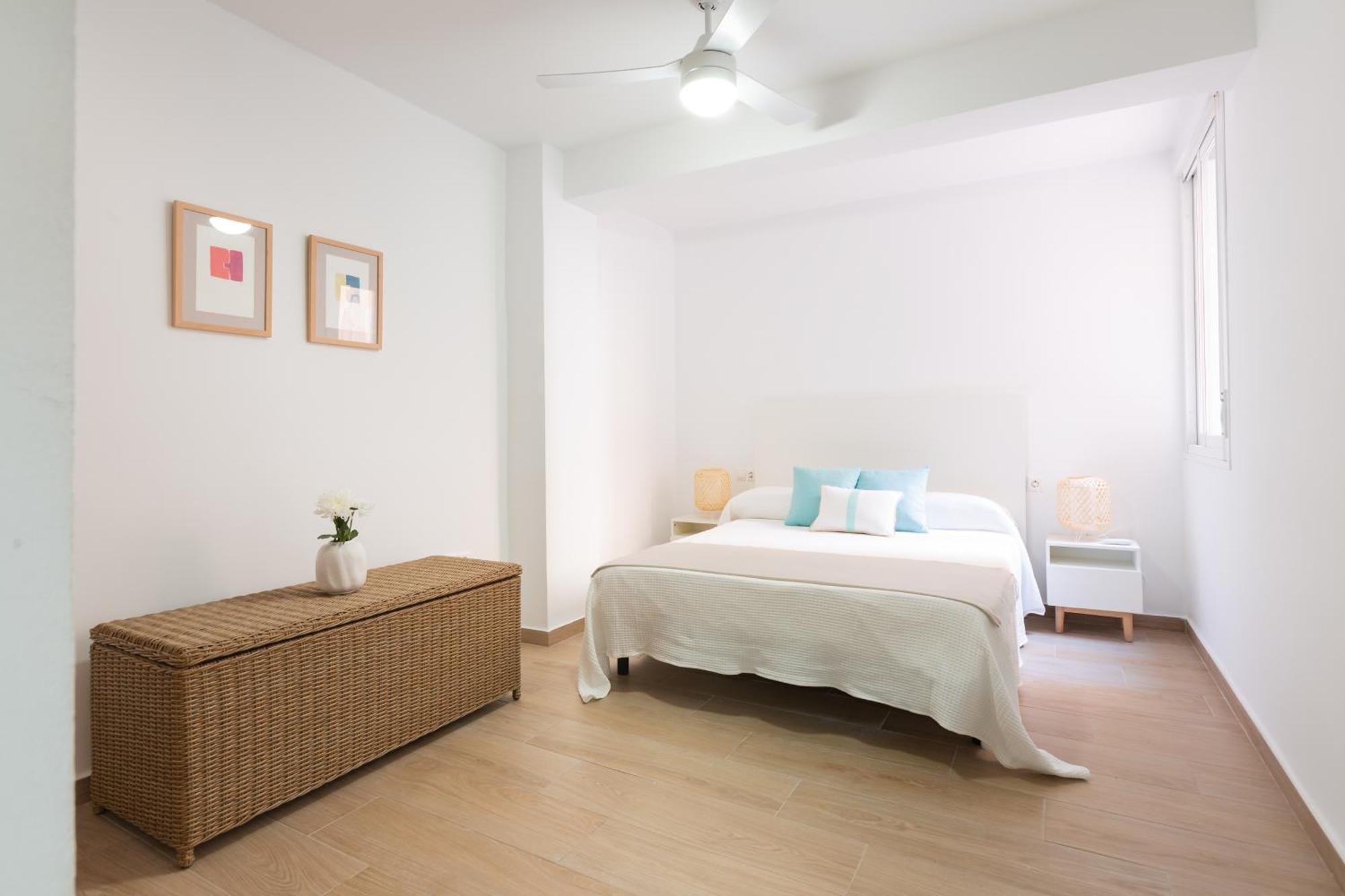Charming Apartment Malagas Moon Exterior photo