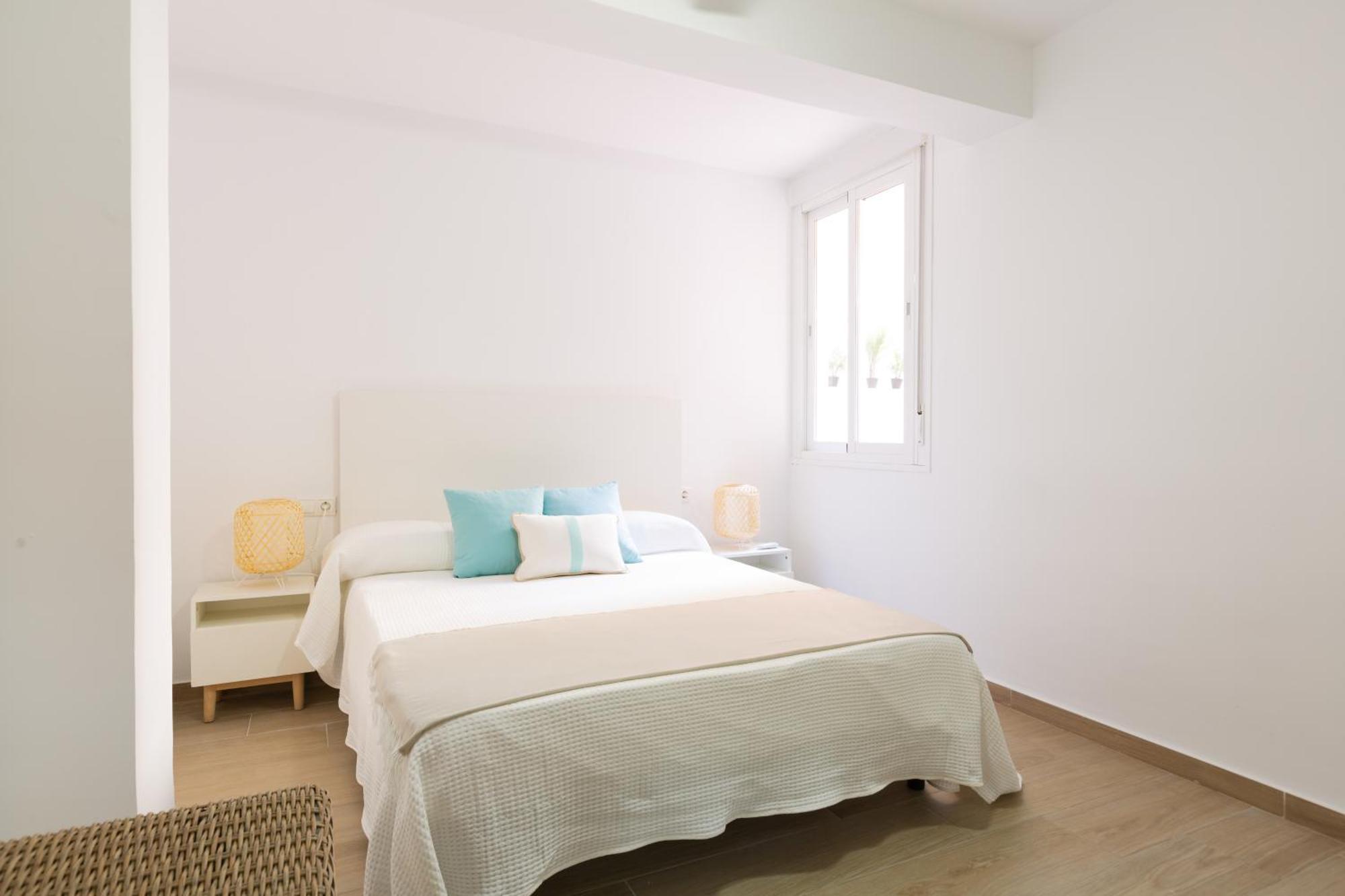 Charming Apartment Malagas Moon Exterior photo